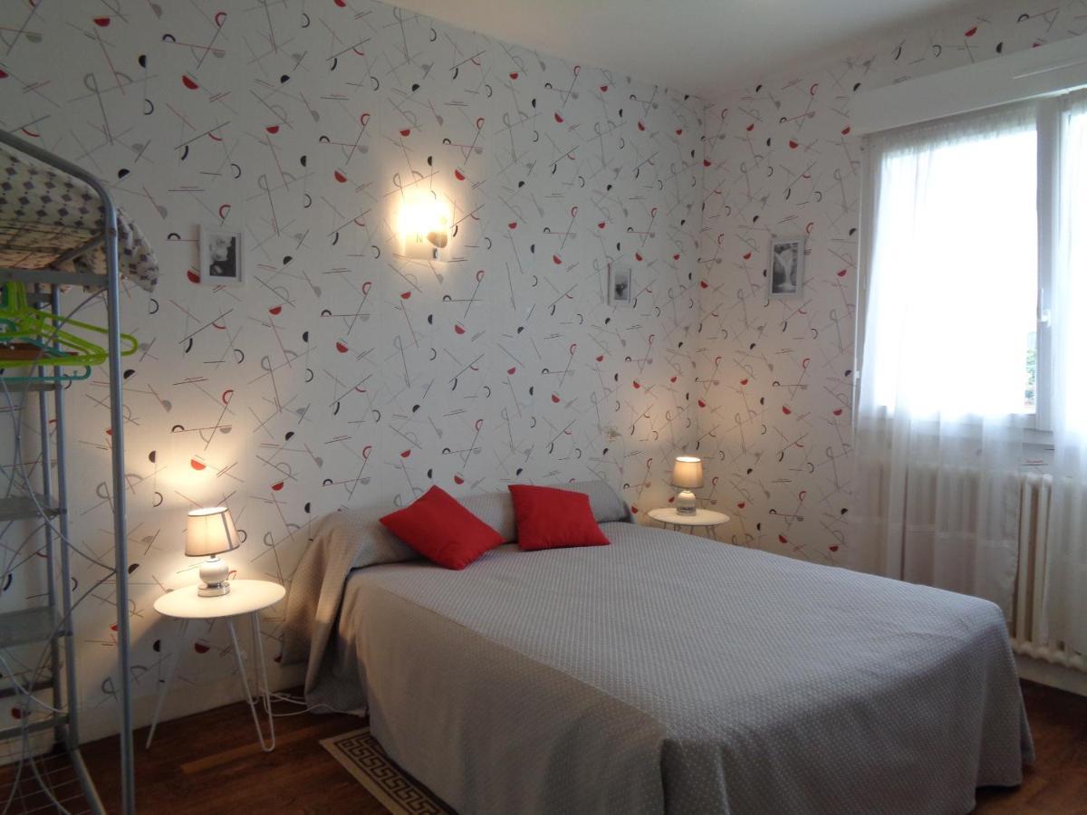 Chambre D'Hote Pontorson Exterior photo